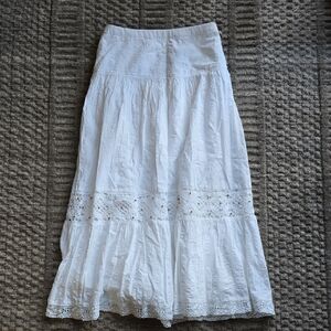 Tommy Hilfiger White Cotton Seersucker Maxi Skirt With Lace Embellishment | 2